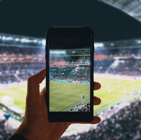 Pamaco offre un service de gestion des réseaux sociaux sur-mesure pour sportifs.