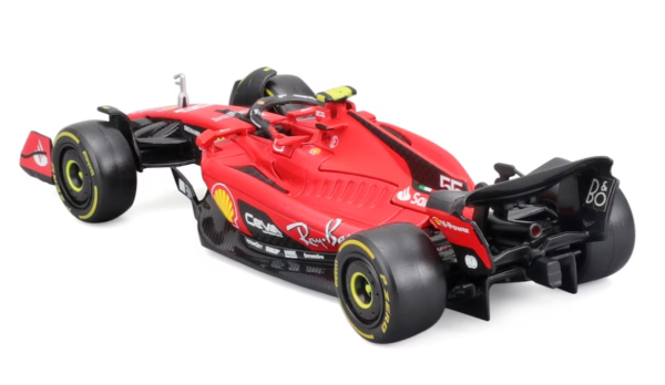 La nouvelle réplique Ferrari SF23 1:24 Carlos Sainz