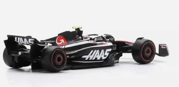 La nouvelle réplique Haas VF-23 1:24 Nico Hulkenberg