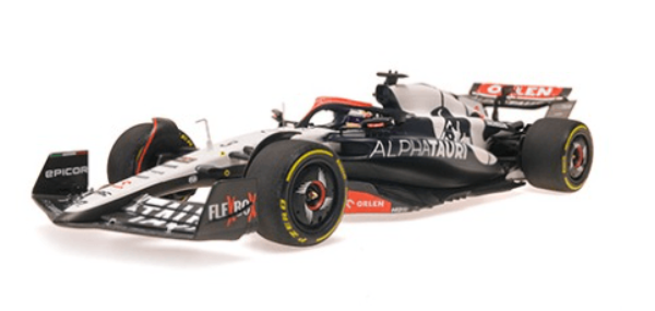 La nouvelle réplique Visa Cash App RB AT-04 1:24 Daniel Ricciardo